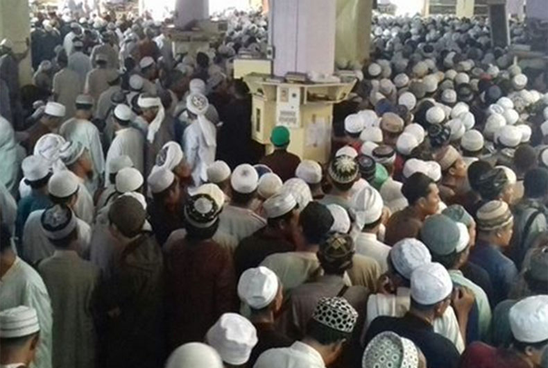 India religious gathering